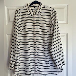 Talbots NWOT Navy and Cream striped blouse size L oversize with slits at hem